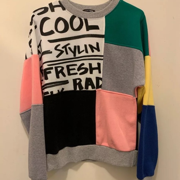 NWOT FASHION NOVA Graphic Crewneck Sweater - Picture 1 of 6